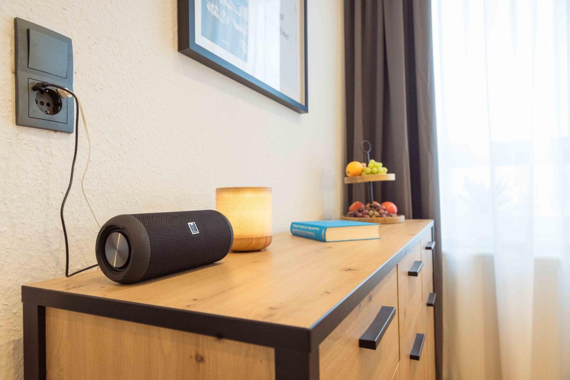 Schillerapartment Hof, Kueche, 24H Digital-Checkin, Parkplatz, Wlan250Mbit Hof  Exteriör bild